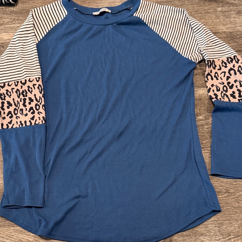 Chic Blue and Animal Print Long Sleeve Top